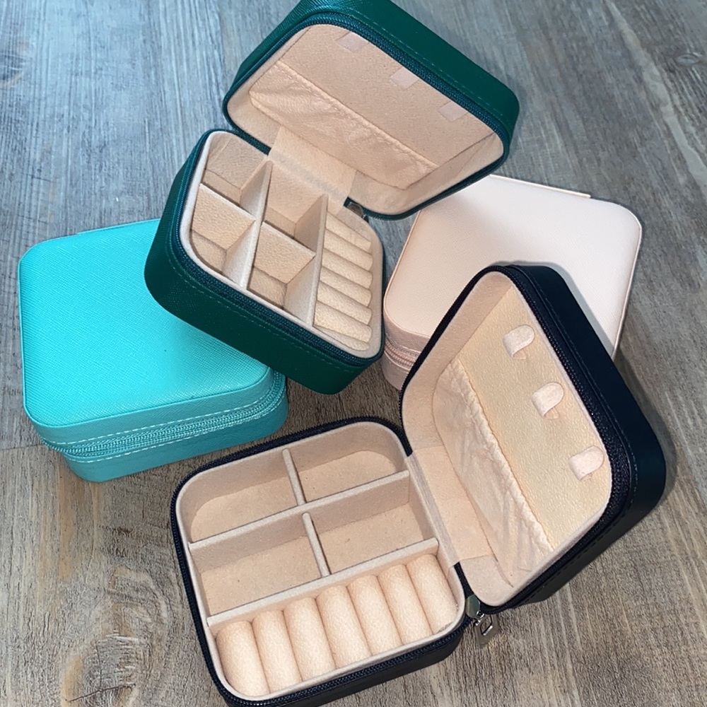 TRAVEL JEWELRY BOX (PRICE FOR ONE)